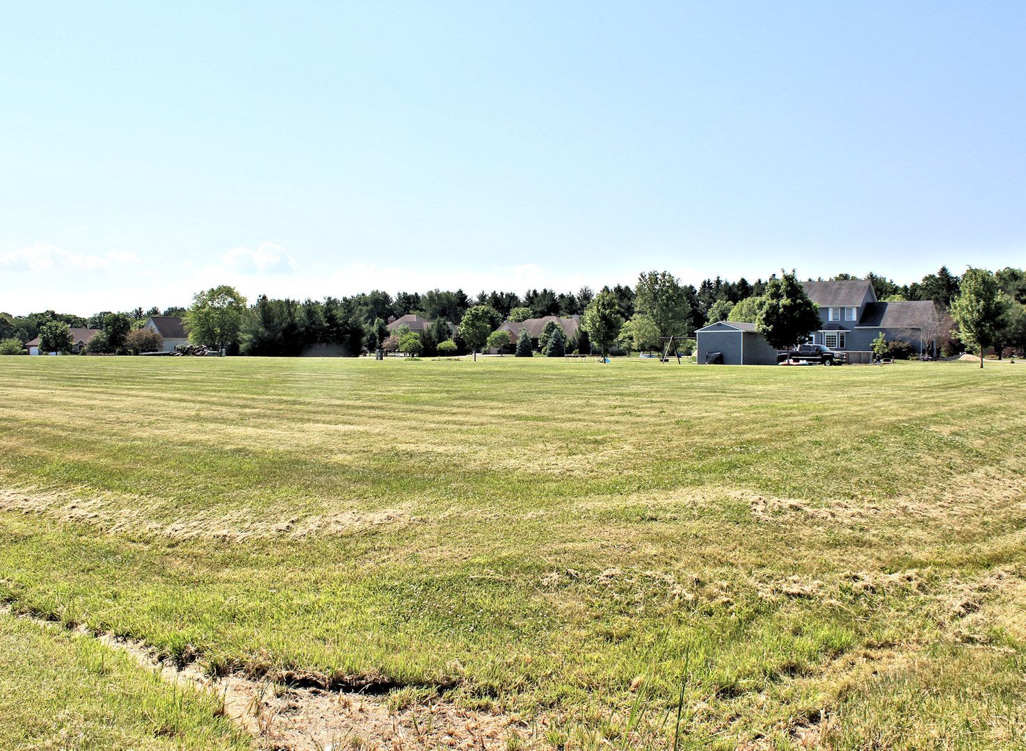 15582 Douglas Avenue — Sandwich, IL 60548