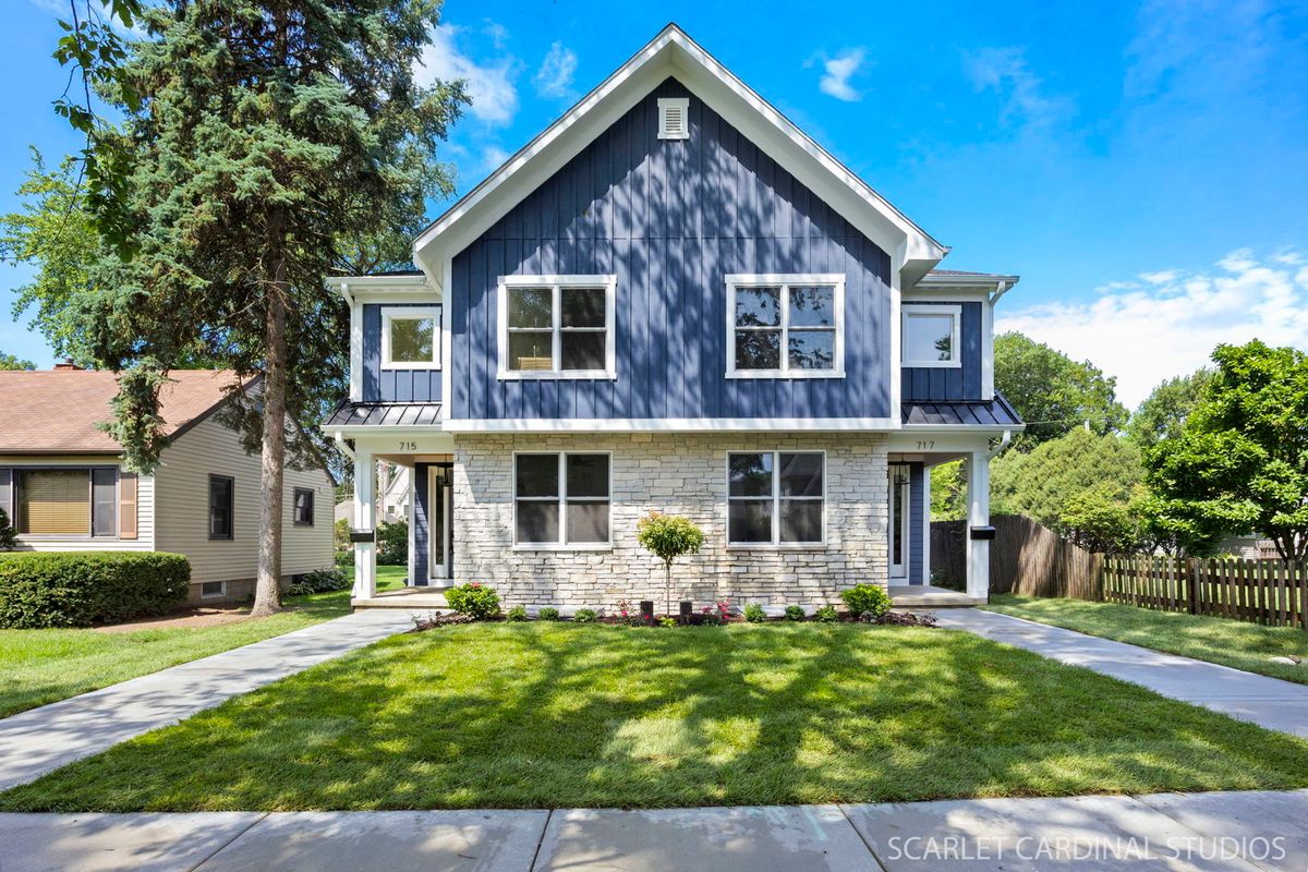 715-717 Brainard Street, Naperville, IL 60563