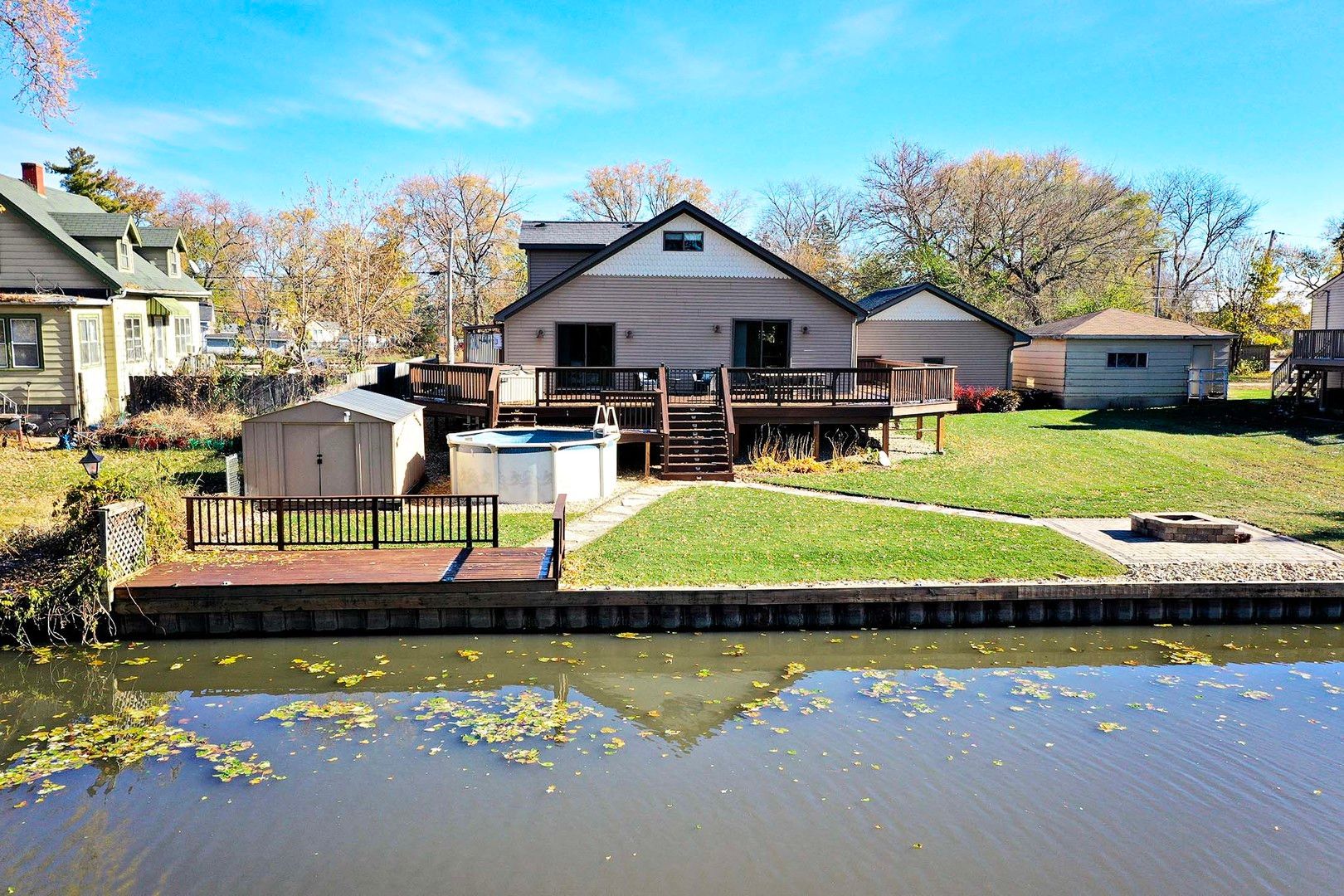 37682 N Us Highway 12 Highway — Spring Grove, IL 60081