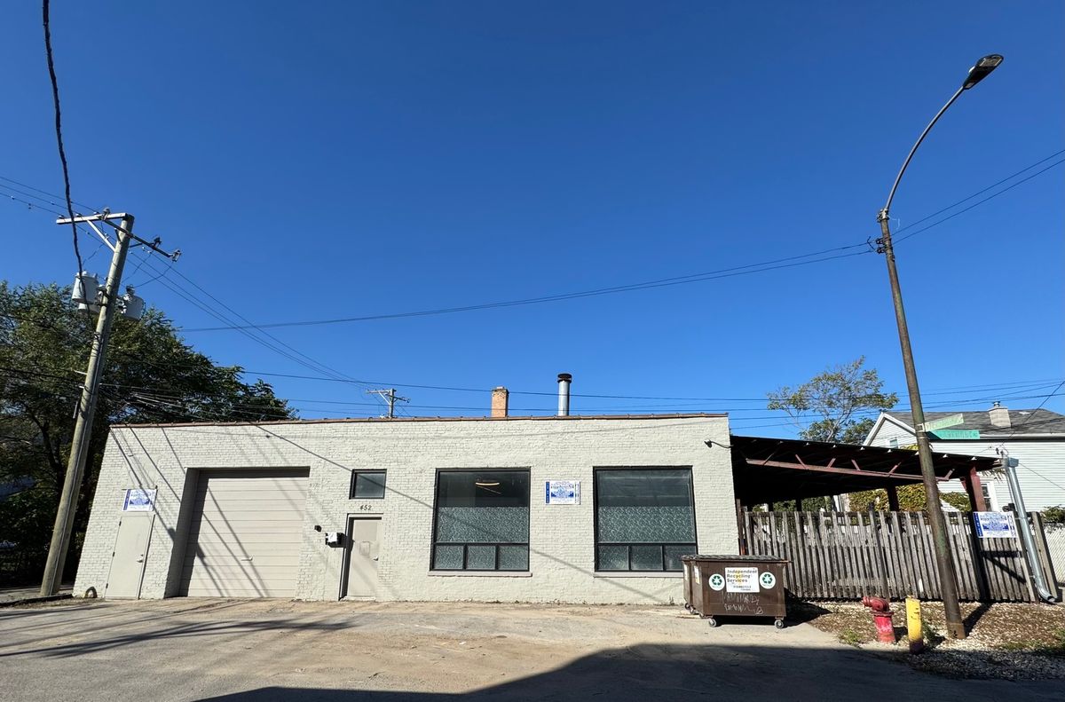 452 Claremont Avenue, Chicago, IL 60612