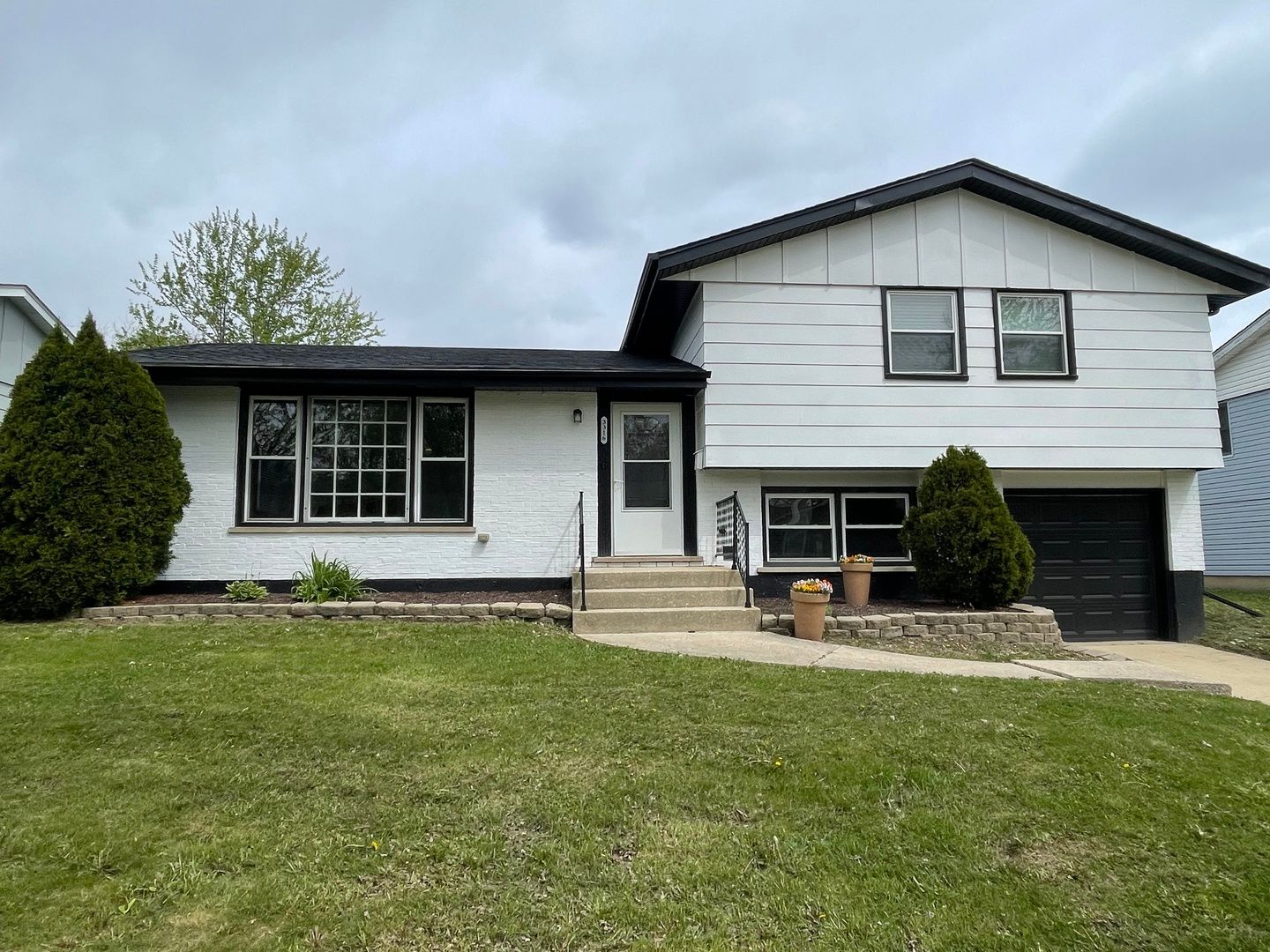 3316 Birchwood Drive — Hazel Crest, IL 60429