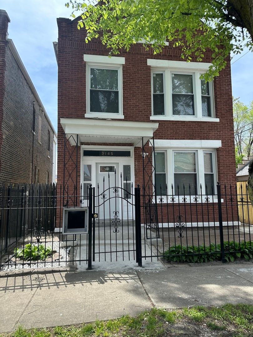 3145 W 42nd Street — Chicago, IL 60632