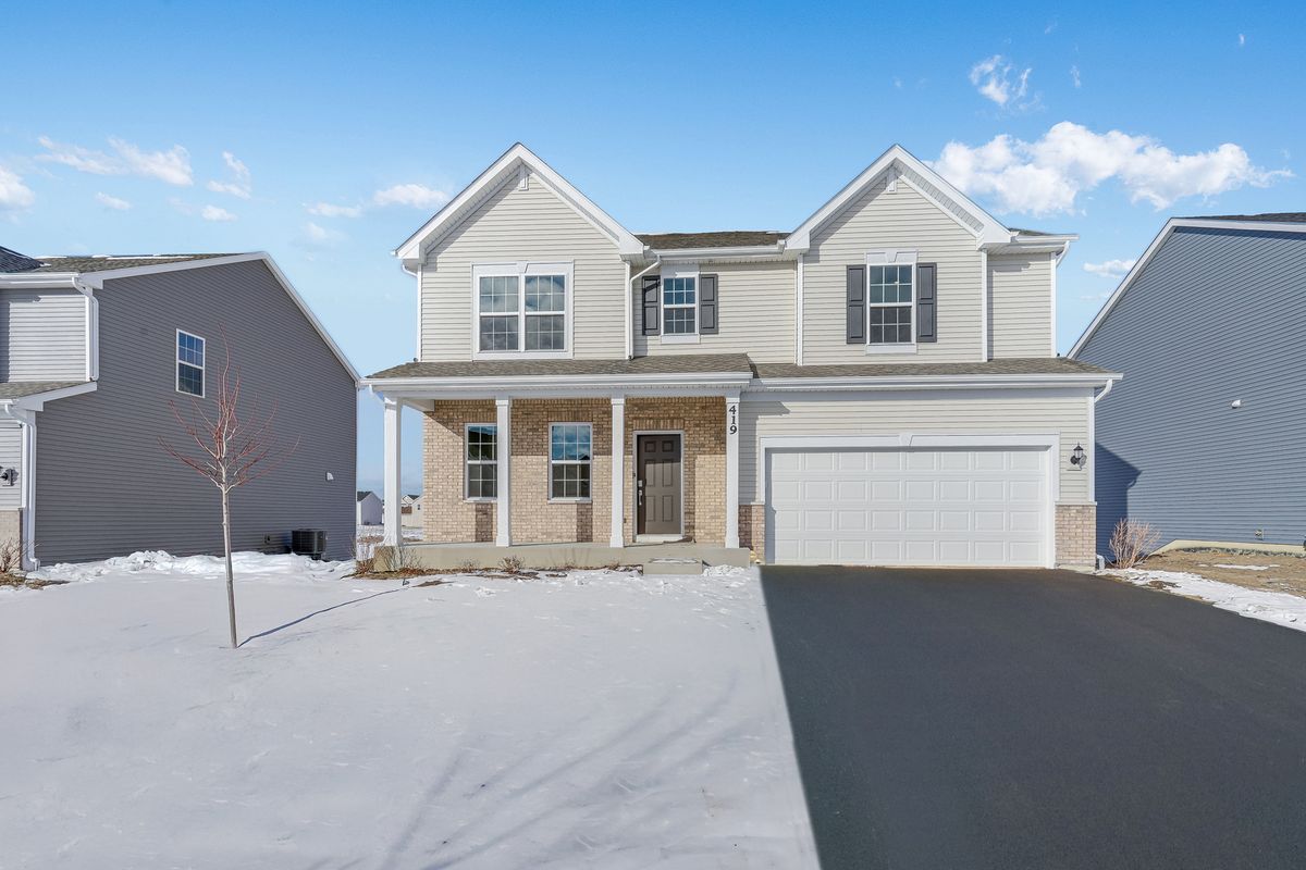 419 Hathaway Lane, Oswego, IL 60543