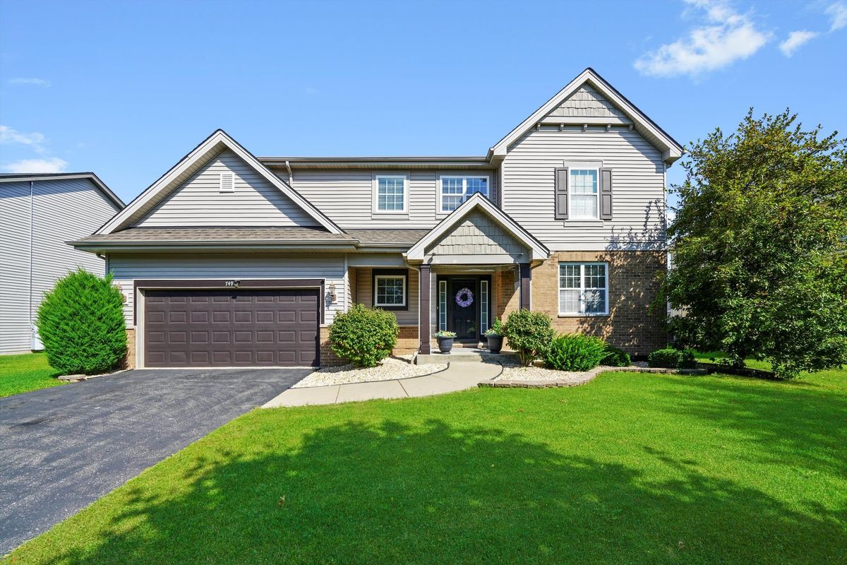 749 Misty Ridge Drive, Romeoville, IL 60446