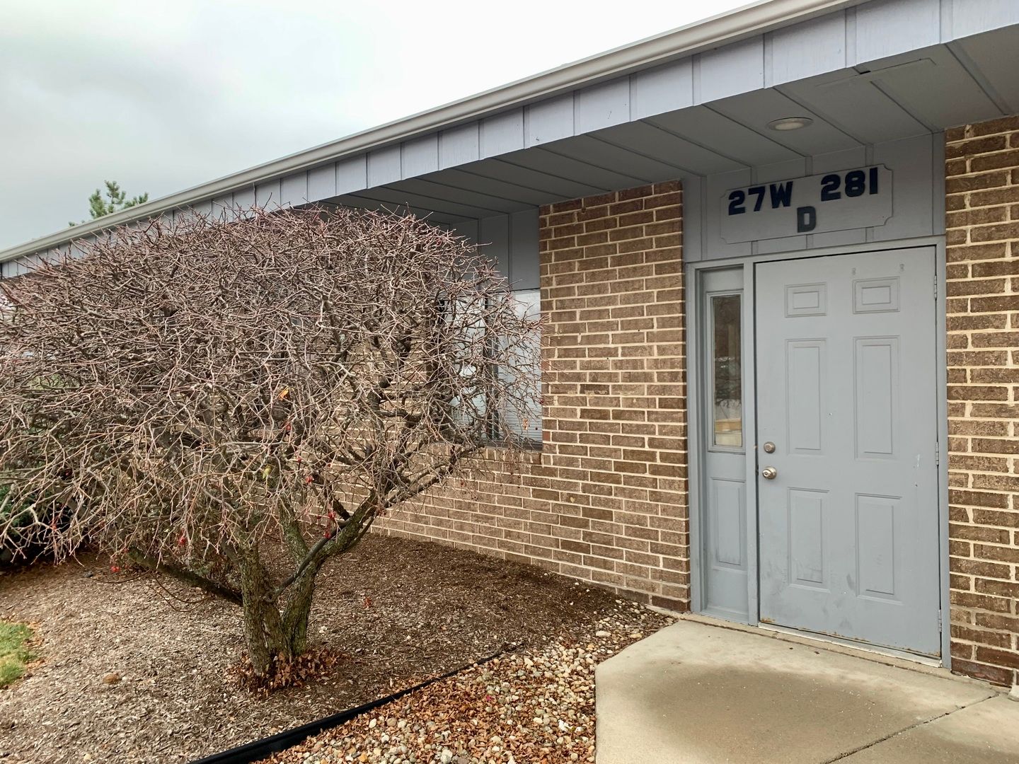 27W281 Geneva Road #D-J — Winfield, IL 60190