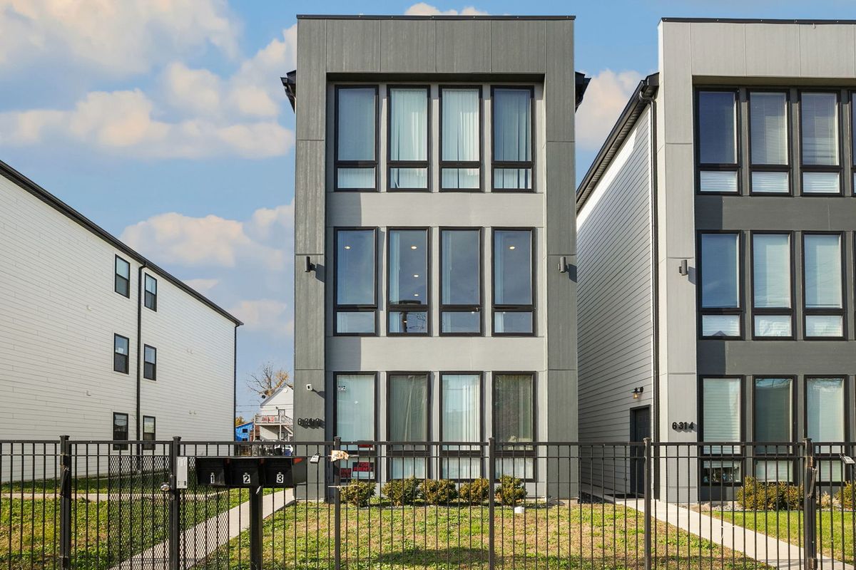 6316 Evans Avenue, Chicago, IL 60637