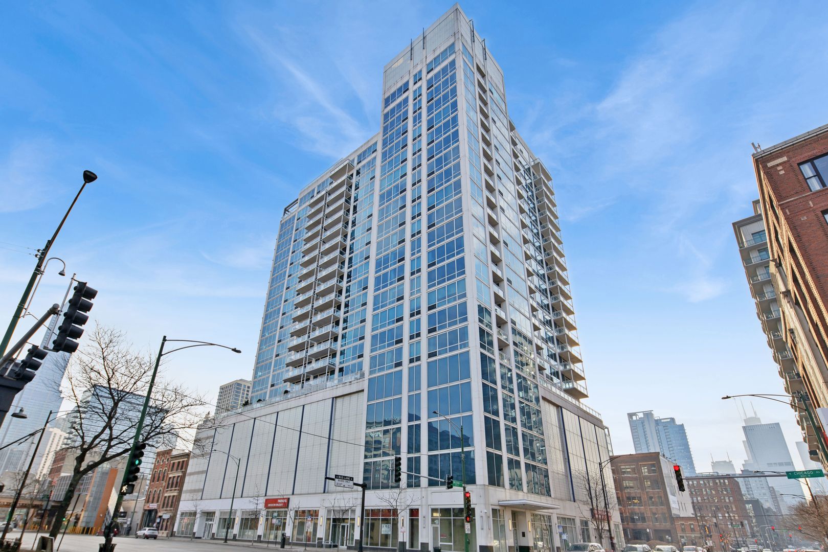 757 N Orleans Street #1509 — Chicago, IL 60654