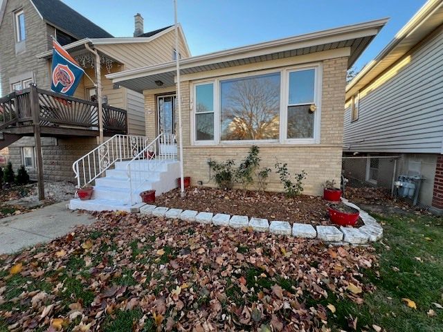 3704 S 53rd Avenue — Cicero, IL 60804
