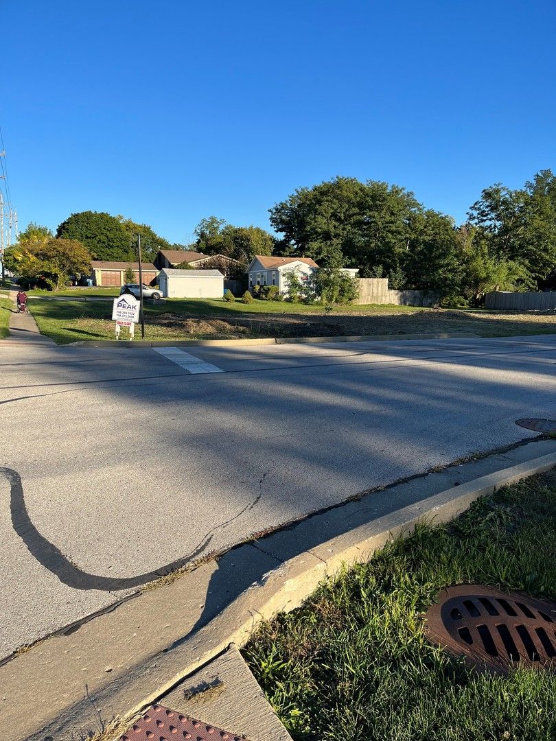 6303 Carpenter Street — Downers Grove, IL 60516