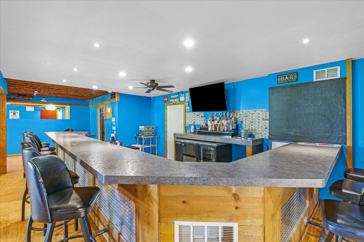 206 W Lincoln Street, Saybrook, IL 61770