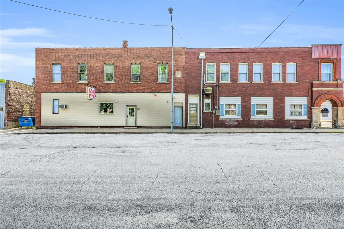 206 Lincoln Street, Saybrook, IL 61770