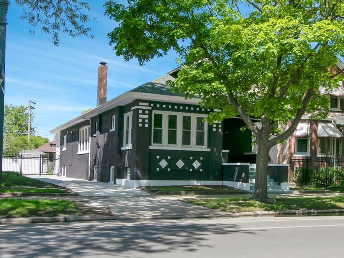 7440 S King Drive — Chicago, IL 60619