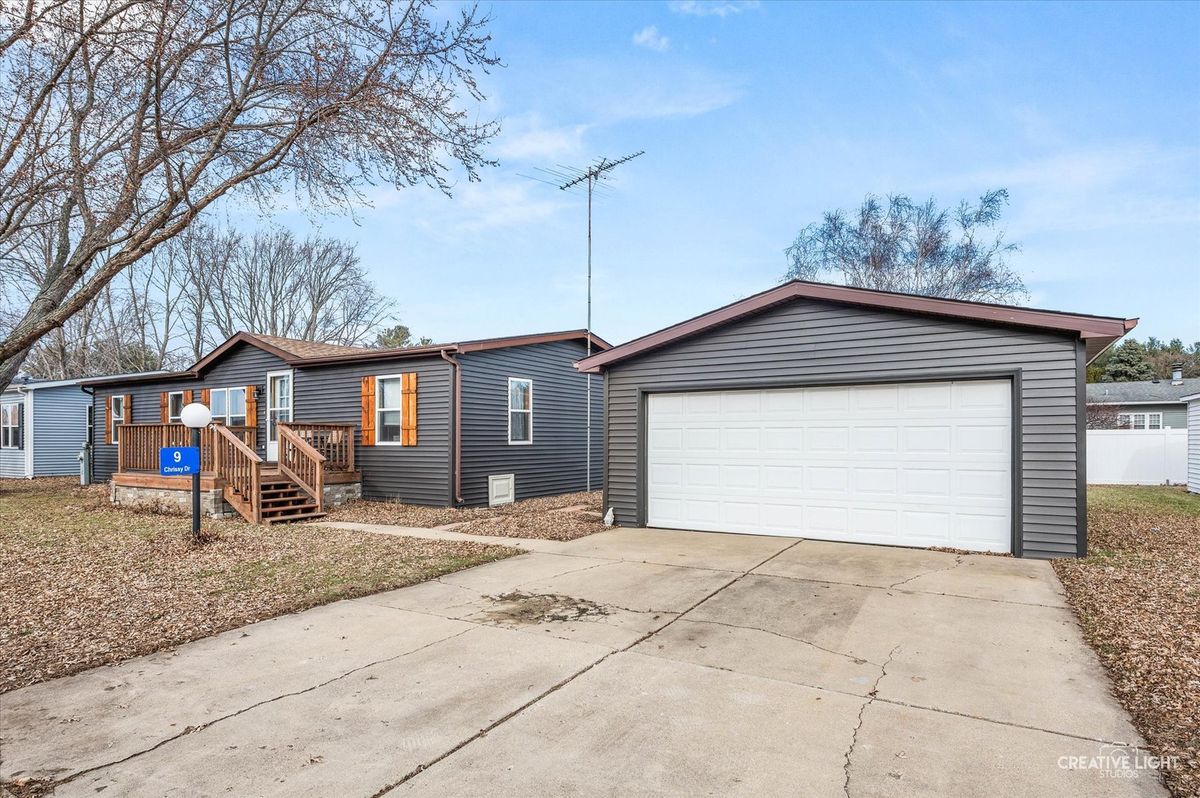 9 Chrissy Drive, Sandwich, IL 60548