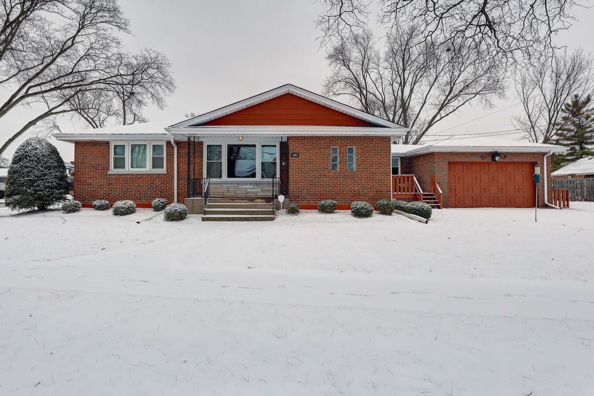 1850 Kensington Avenue, Westchester, IL 60154