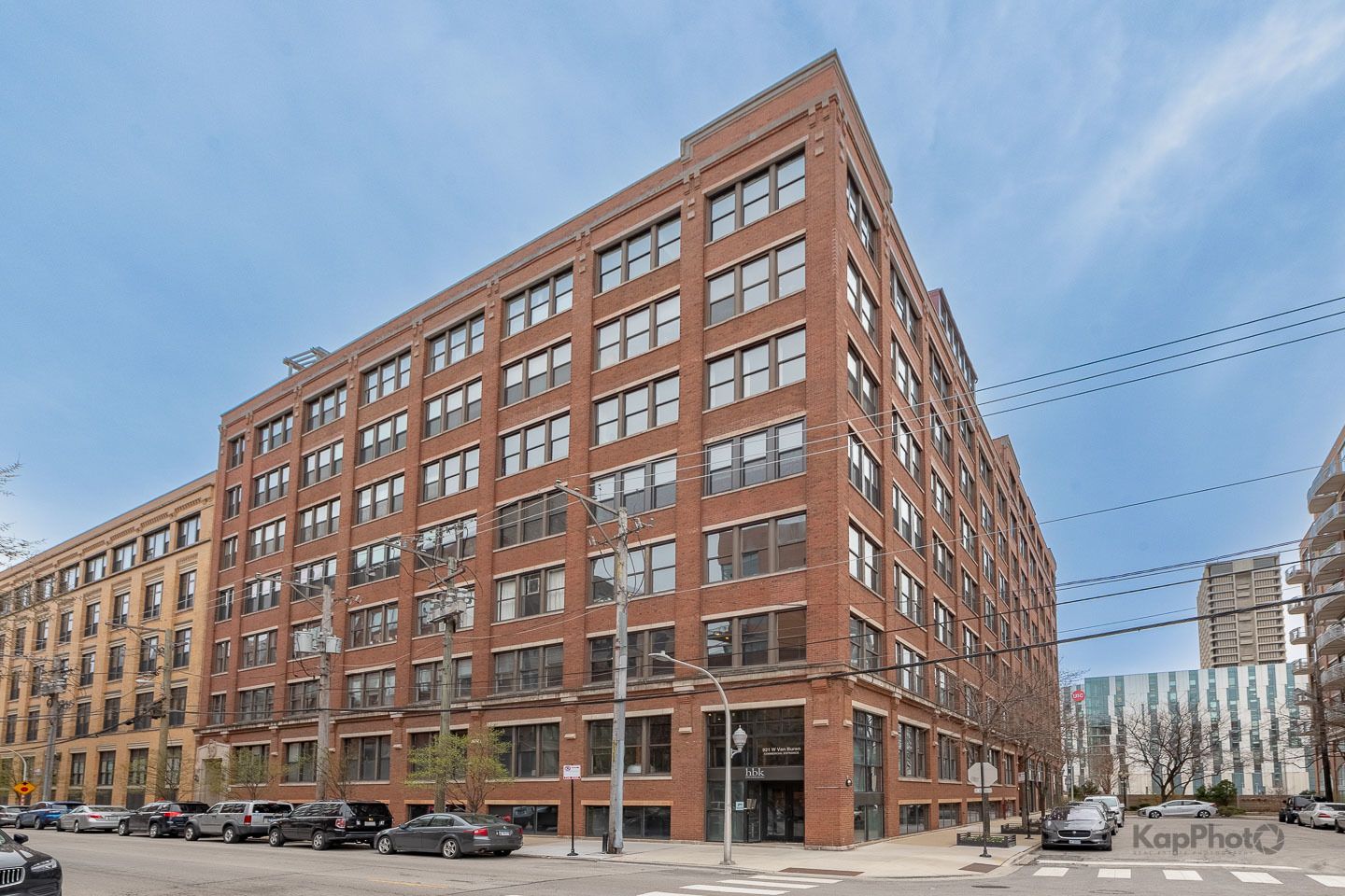 921 W Van Buren Street #2D — Chicago, IL 60607