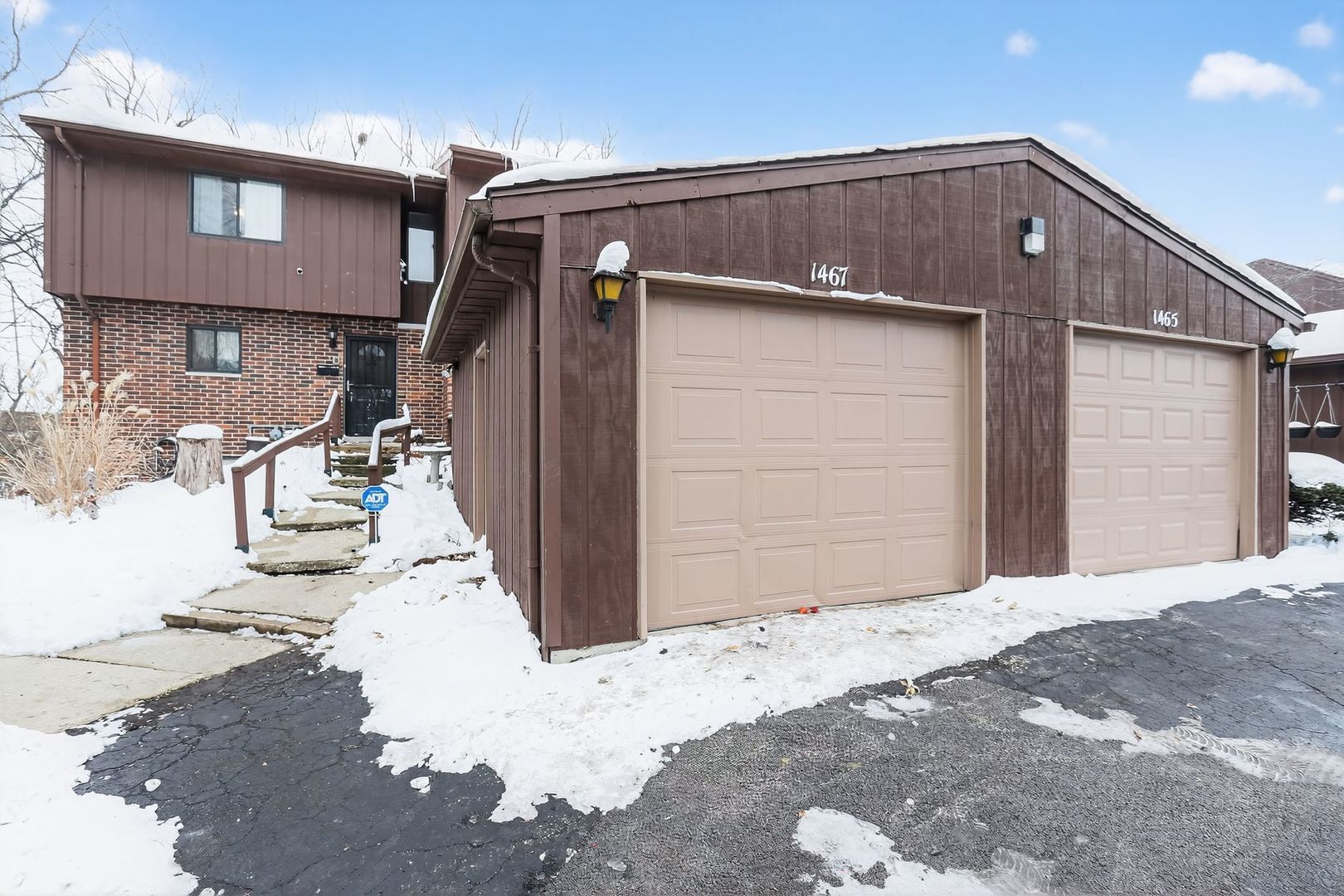 1467 Midland Court #3 — Joliet, IL 60436