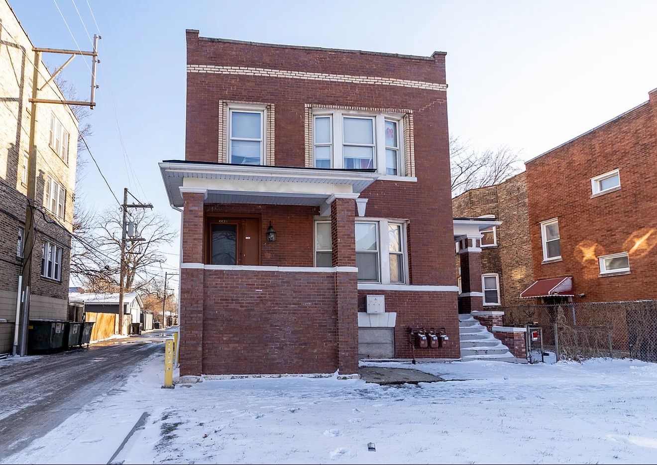 5523 W Huron Street — Chicago, IL 60644