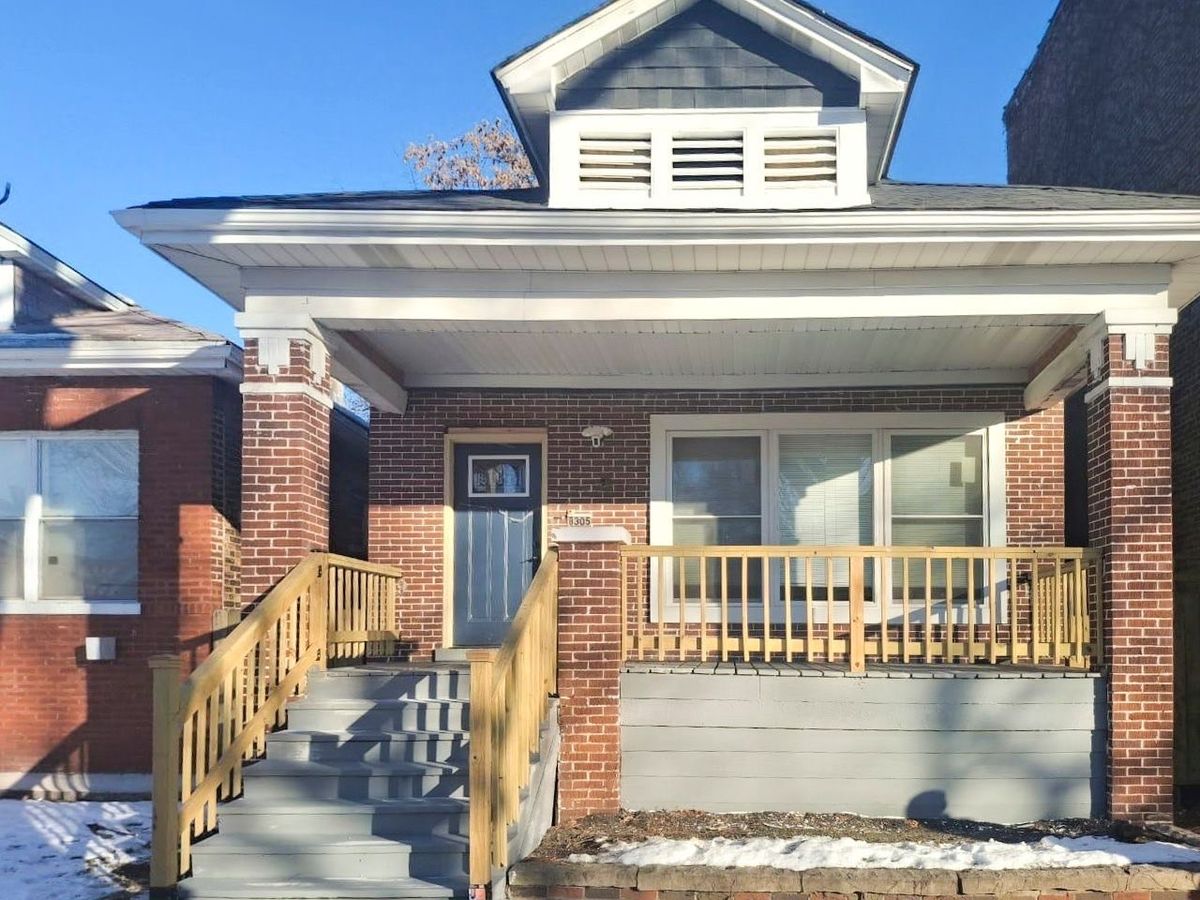 8305 MARYLAND Avenue, Chicago, IL 60619