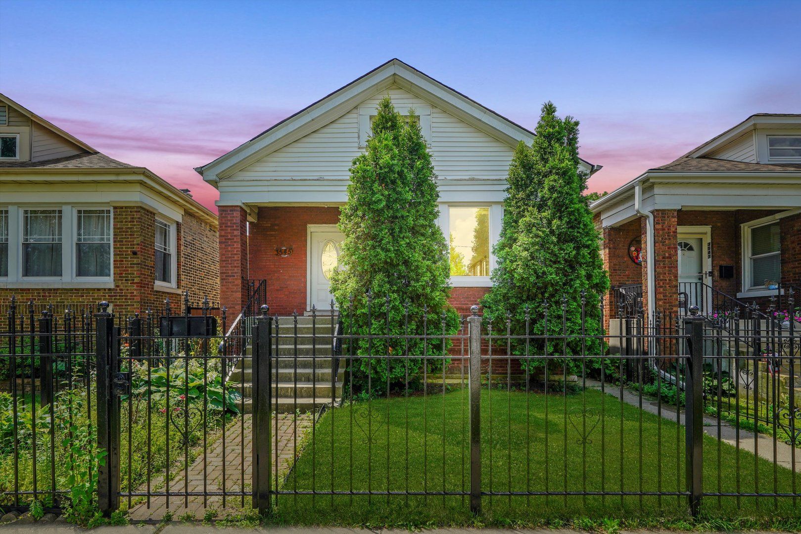 3545 W 62nd Place — Chicago, IL 60629