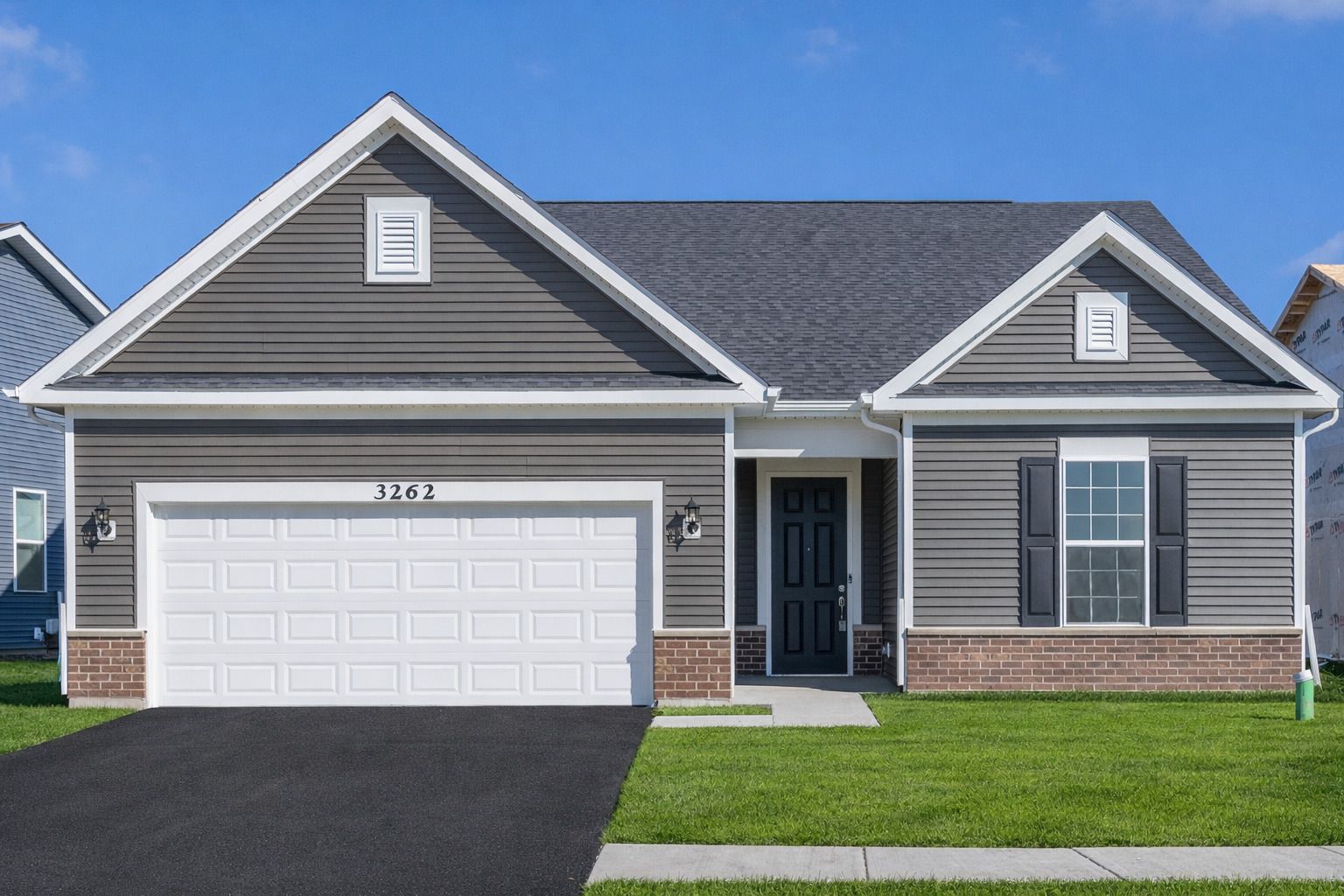 3262 Oak Creek Lane — Aurora, IL 60503