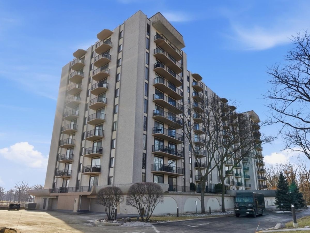 190 Wood Dale Road, Wood Dale, IL 60191