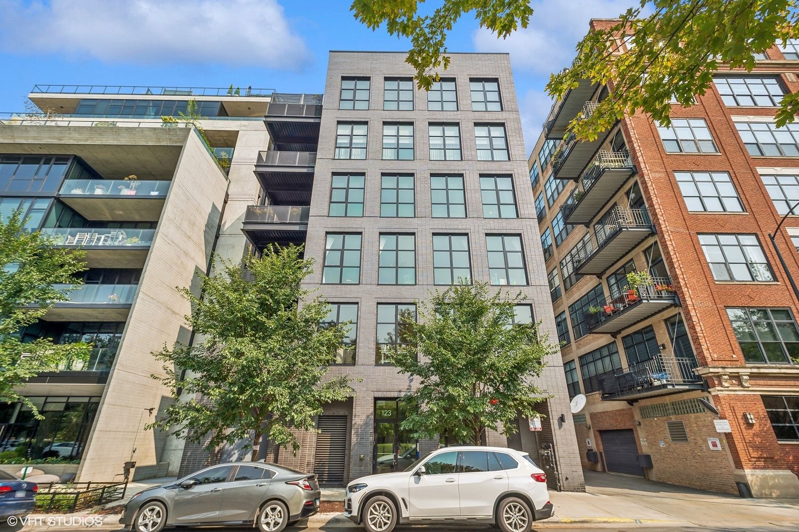 123 S Peoria Street #P2 — Chicago, IL 60607