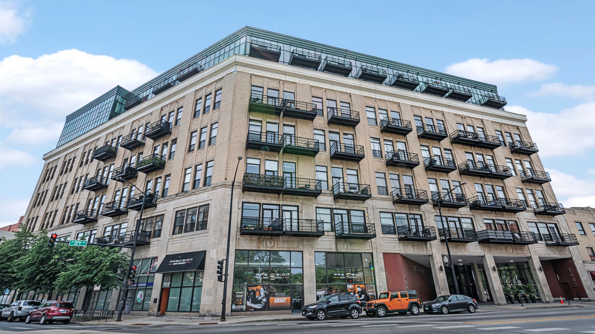 1645 W Ogden Avenue #628 — Chicago, IL 60612
