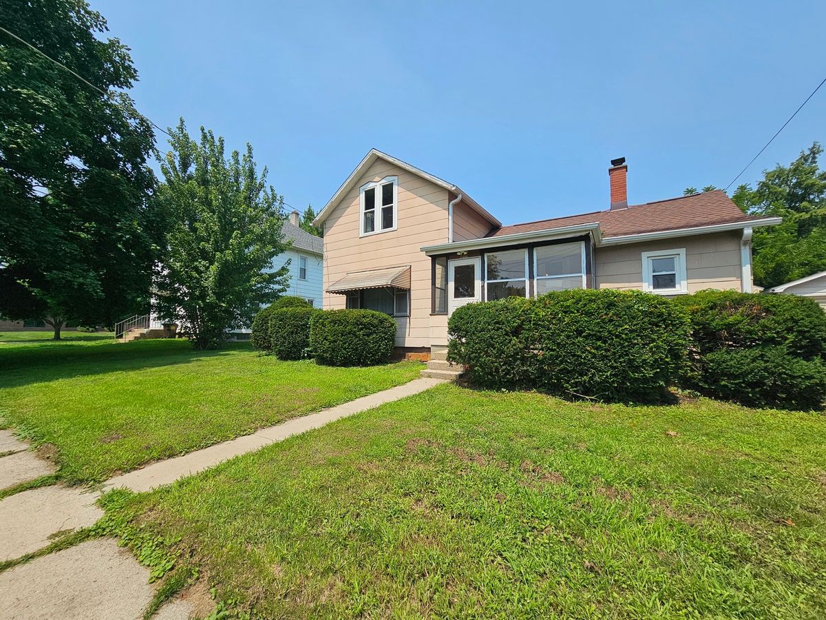 302 Park Street, Morrison, IL 61270