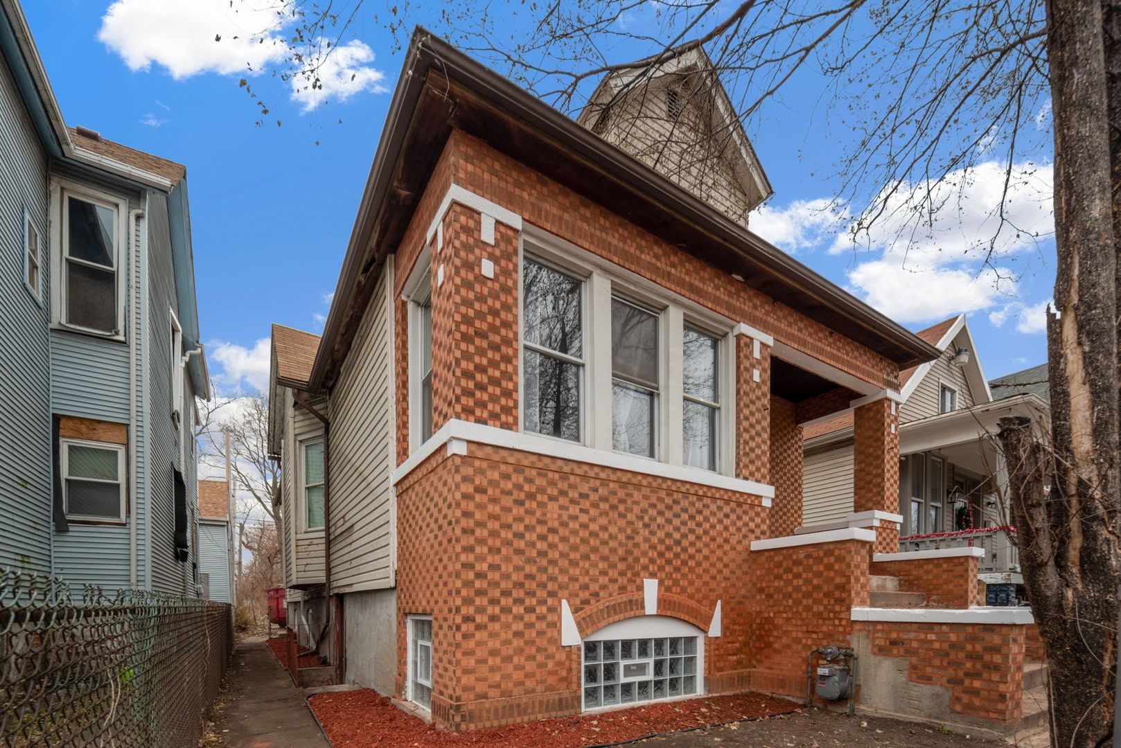 5944 S Princeton Avenue — Chicago, IL 60621