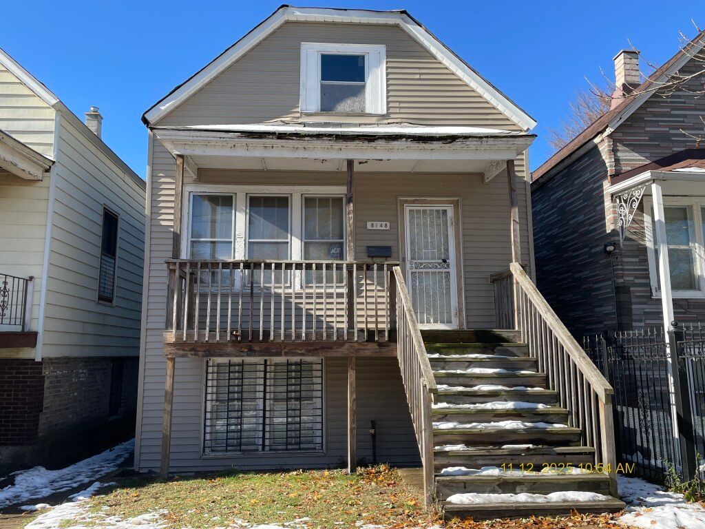 8148 S Brandon Avenue — Chicago, IL 60617