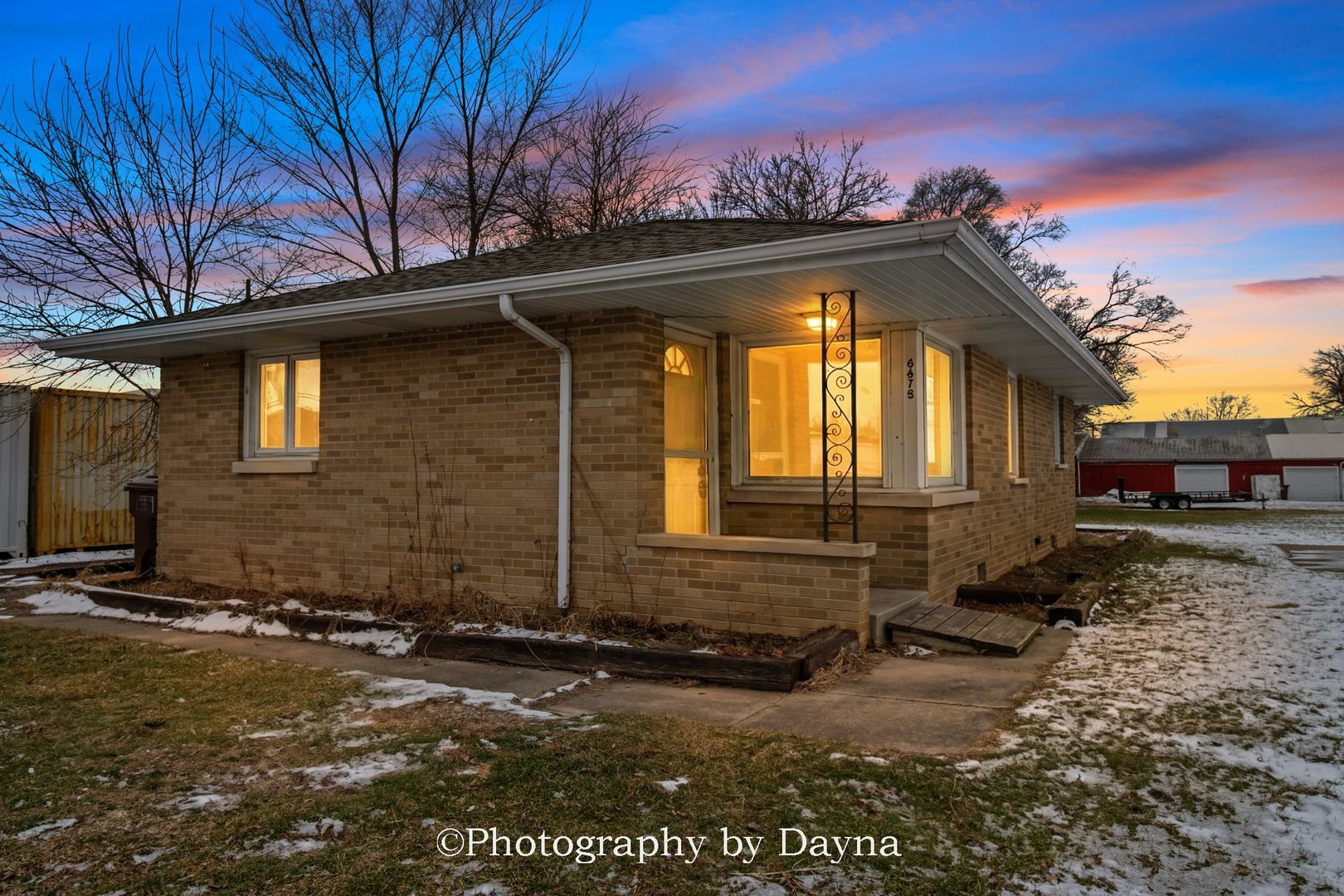 6678 S State Route 1 — St. Anne, IL 60964