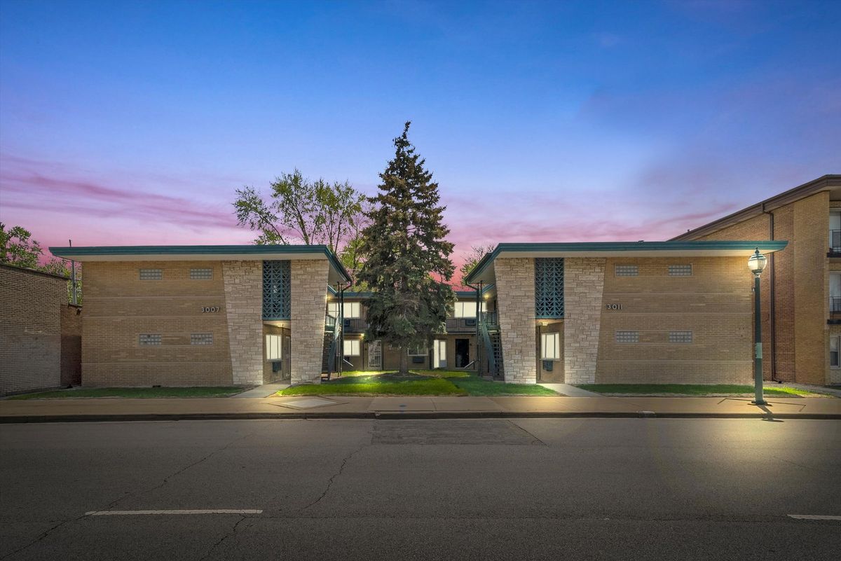 3011 87th Street, Evergreen Park, IL 60805