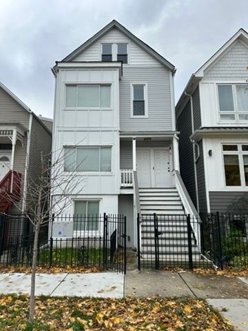3625 Shakespeare Avenue, Chicago, IL 60647