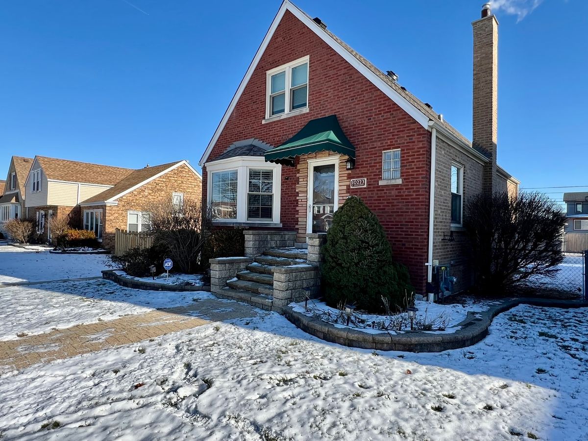 10223 Spaulding Avenue, Evergreen Park, IL 60805