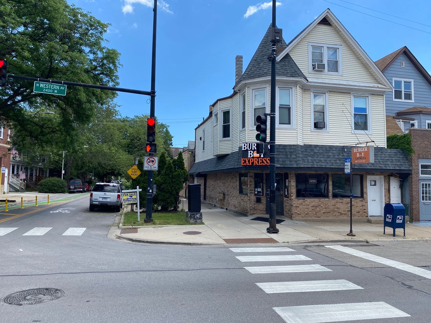 5019 N WESTERN Avenue — Chicago, IL 60625