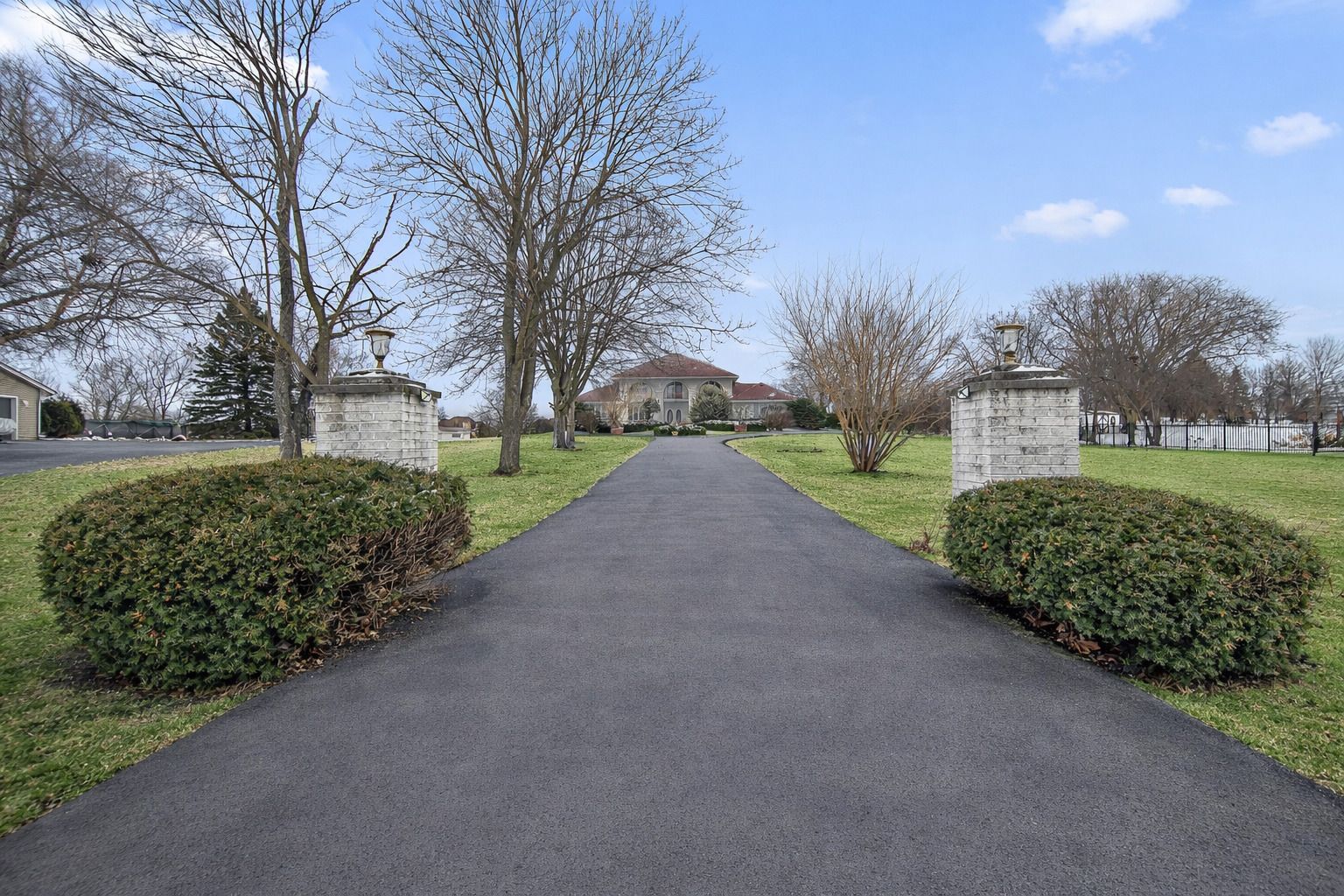 13335 Silver Fox Drive — Lemont, IL 60439