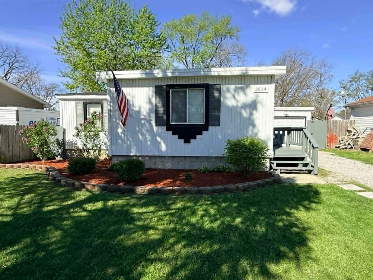 3634 Sangamon Street, Steger, IL 60475