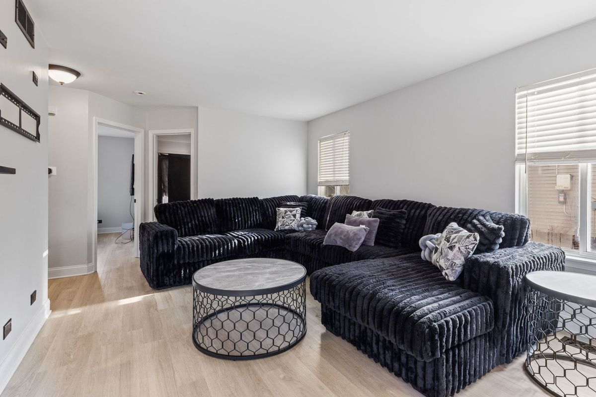 706 Keller Street, Plano, IL 60545