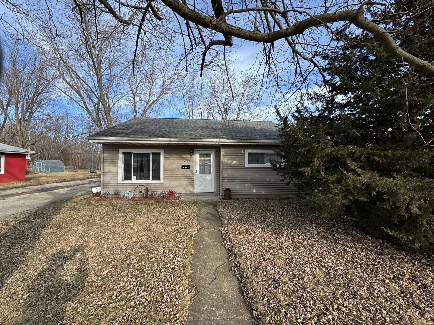 1206 Harvey Drive — Sterling, IL 61081