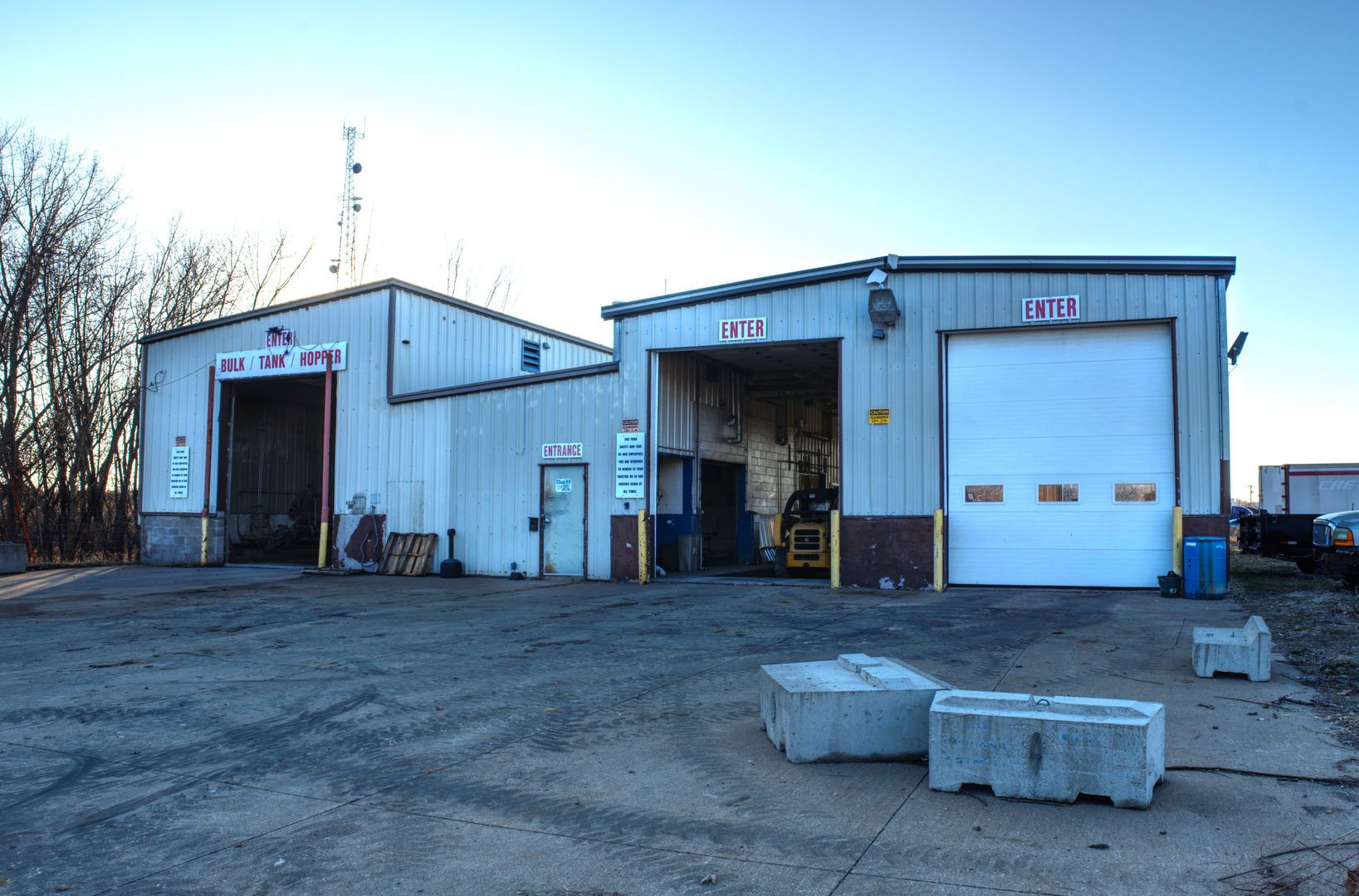 2243 Lincoln Way — Clinton, IA 52732