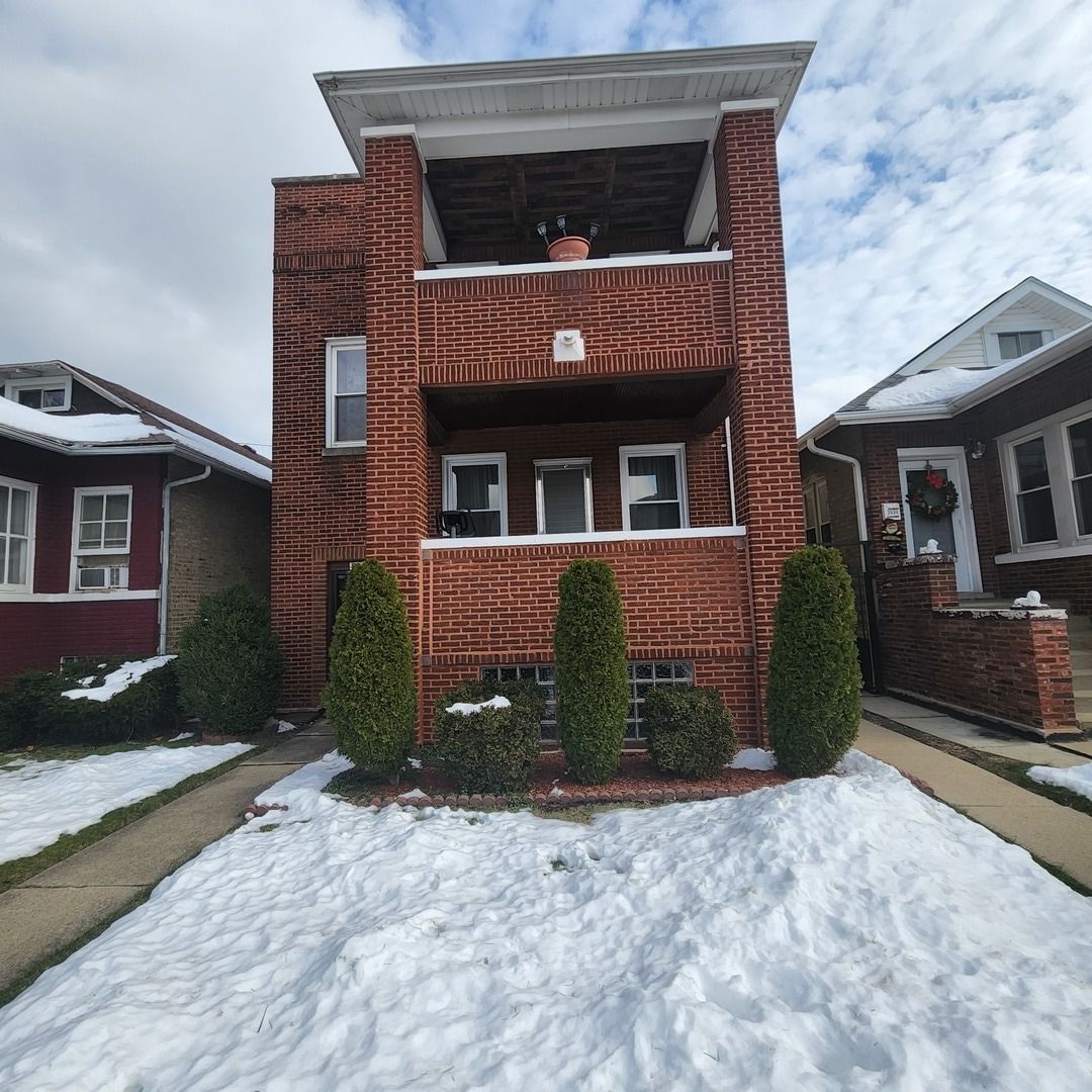 2941 Harding Avenue, Chicago, IL 60618