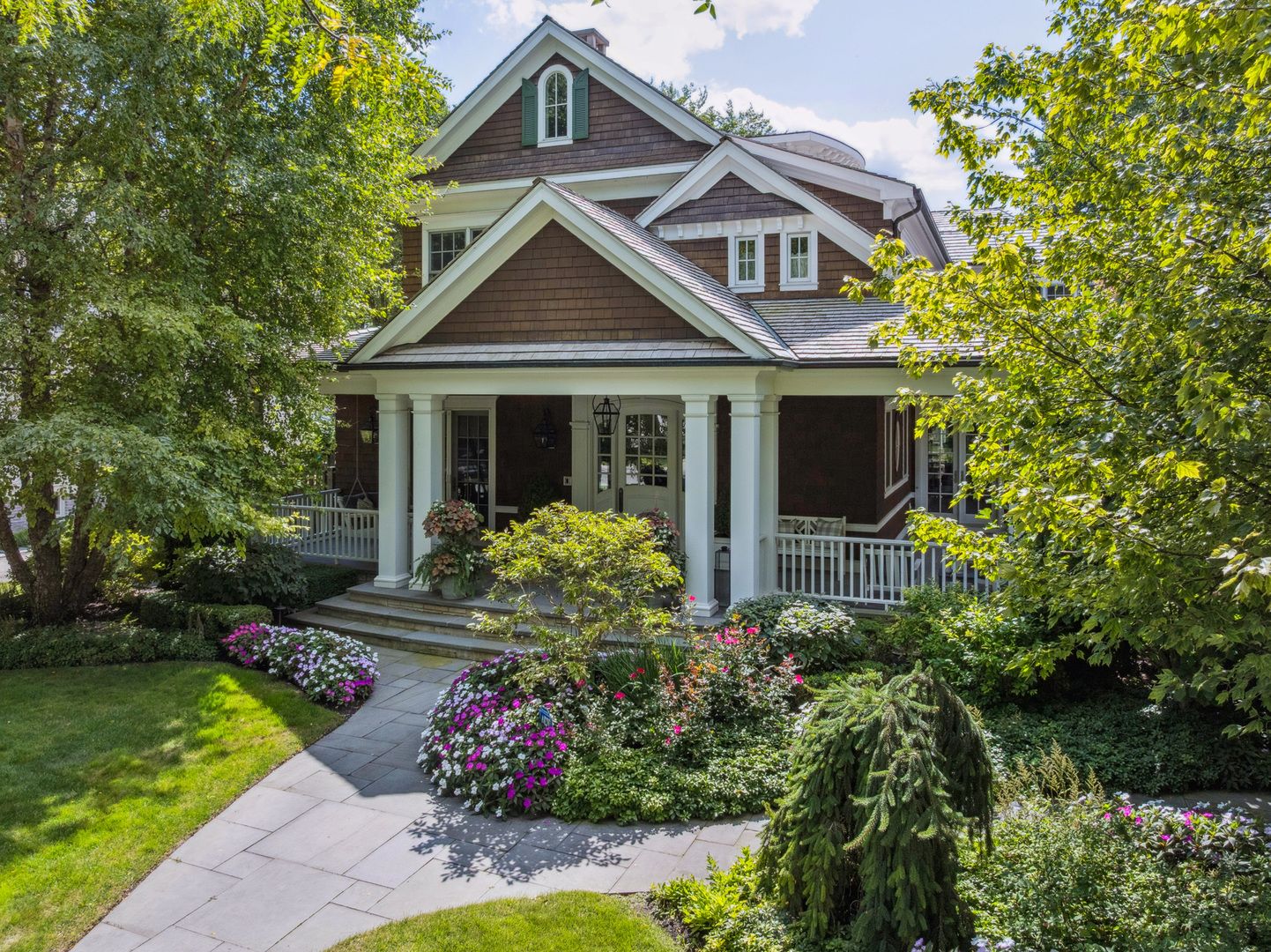 325 Central Avenue — Wilmette, IL 60091