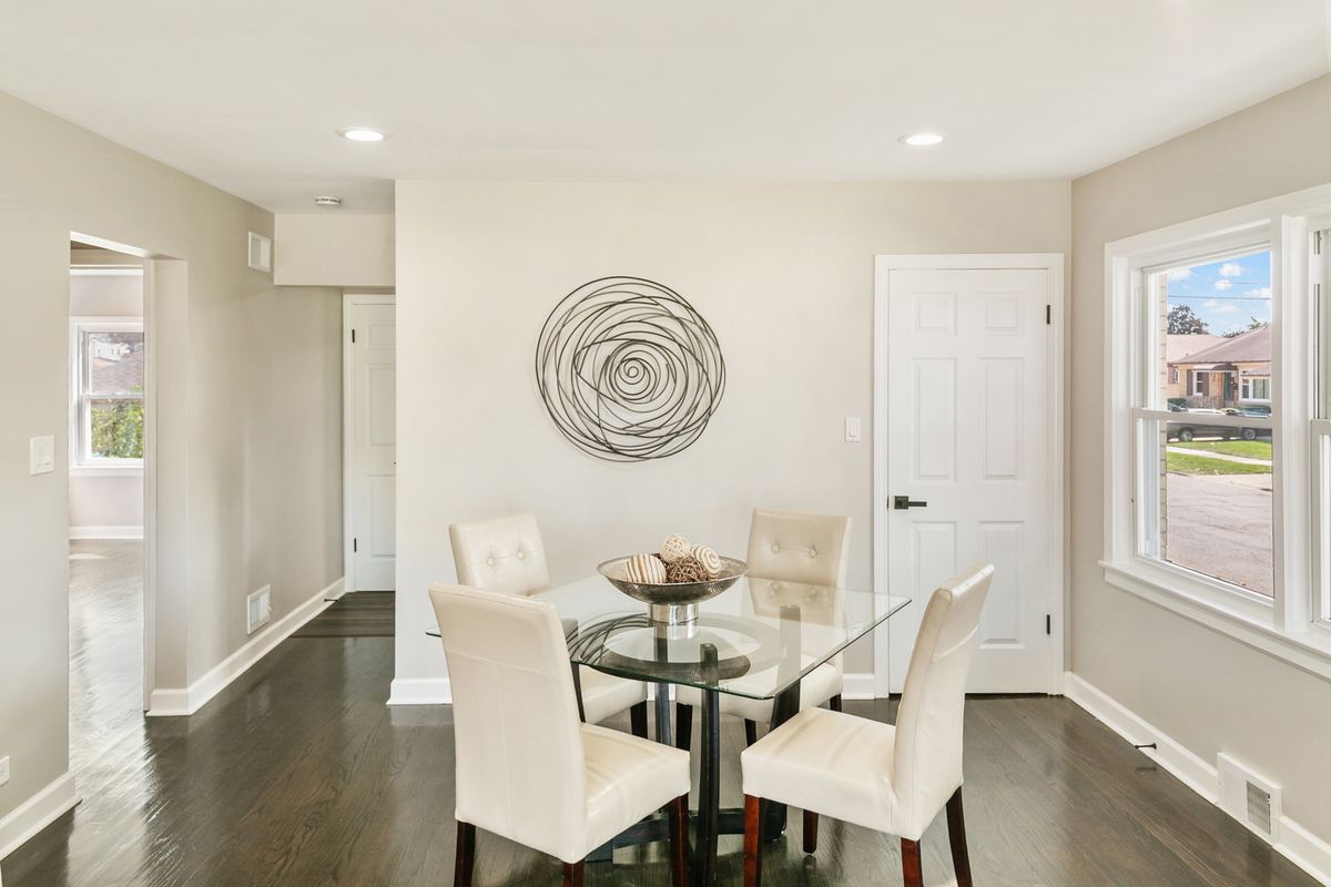 2263 14th Avenue, North Riverside, IL 60546