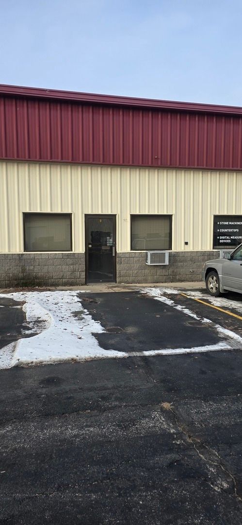 11475 Commercial Street, Richmond, IL 60071