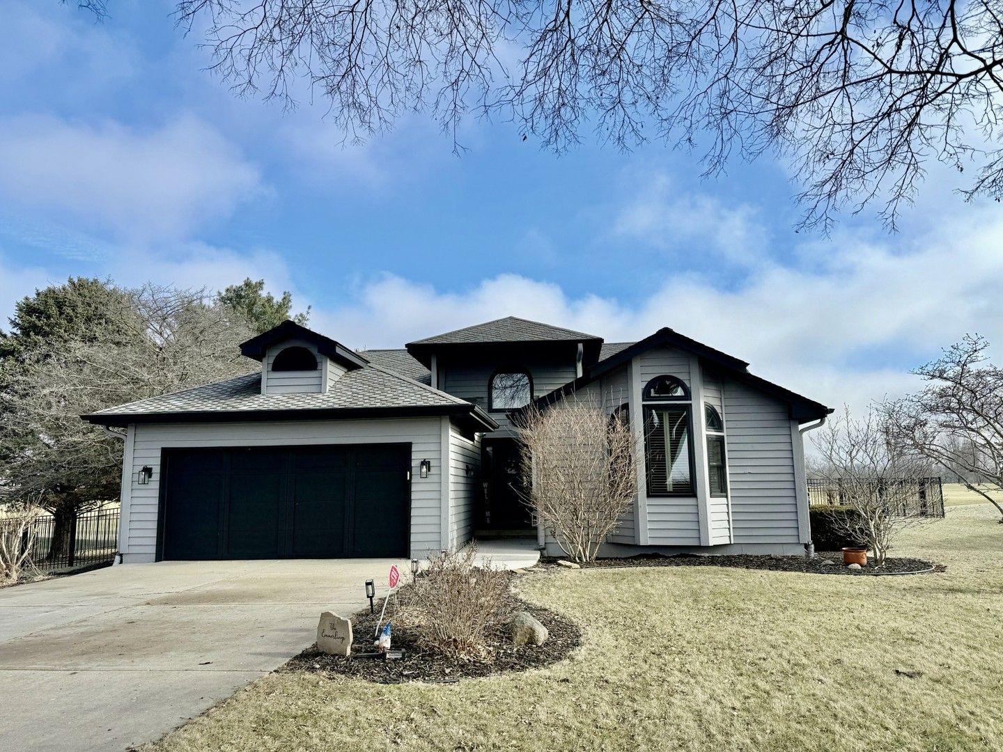 3 Deer Park Lane — Oglesby, IL 61348