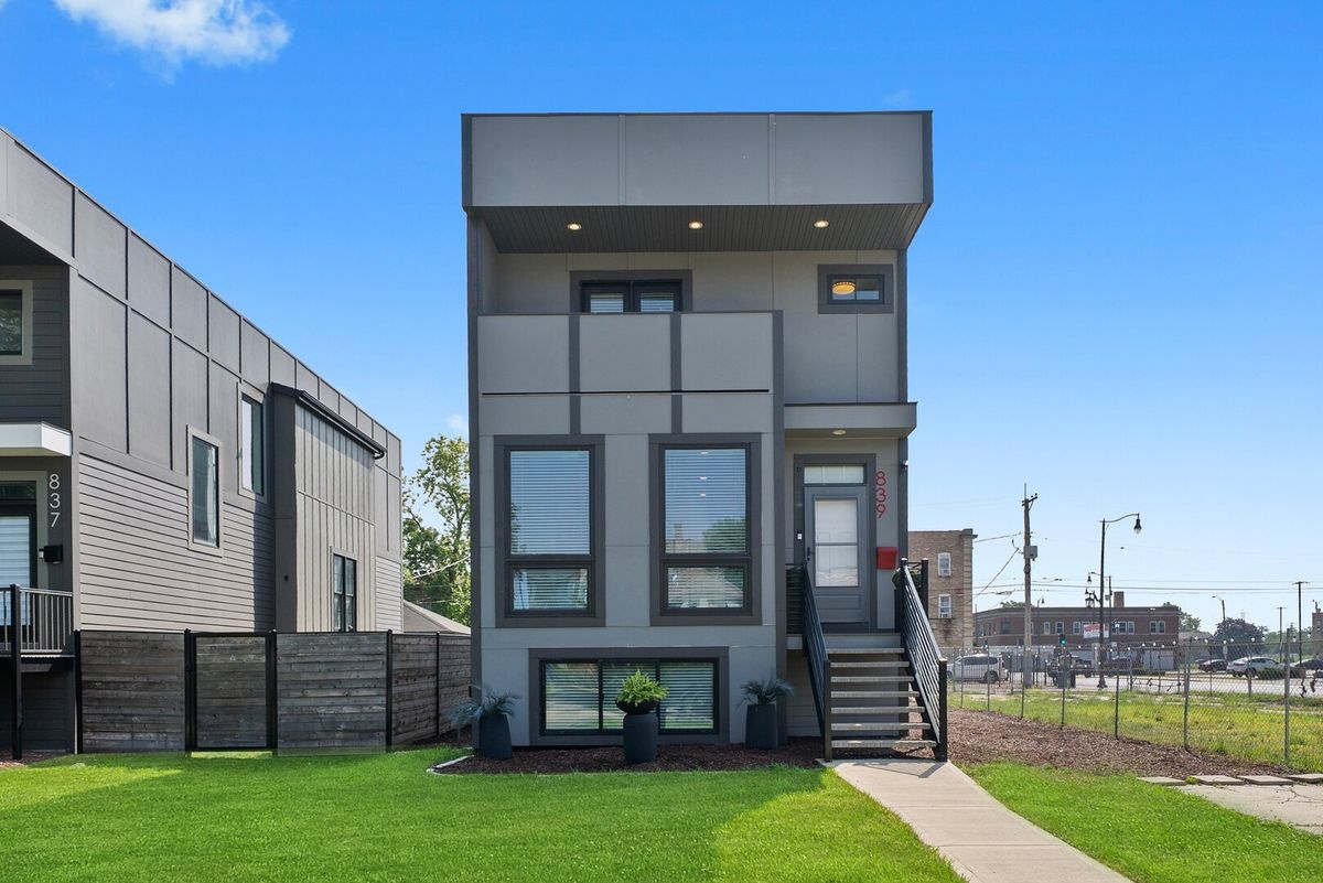 839 18th Avenue, Maywood, IL 60153