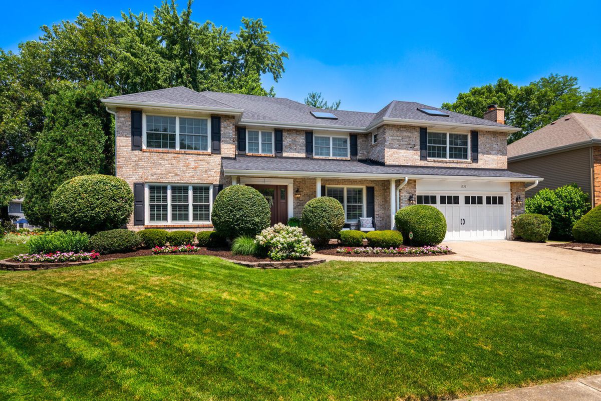 831 Morven Court, Naperville, IL 60563