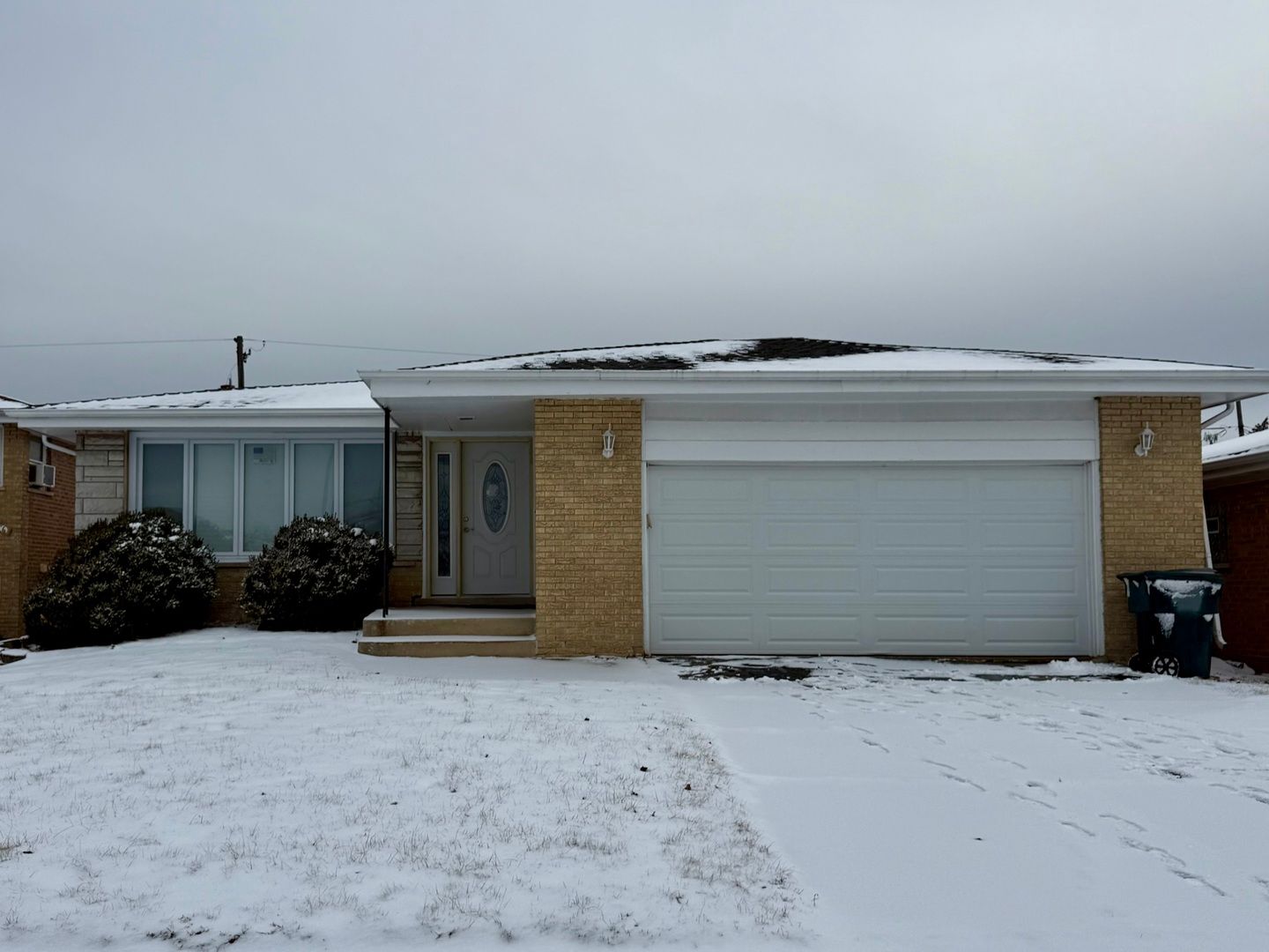 312 Calhoun Avenue — Calumet City, IL 60409
