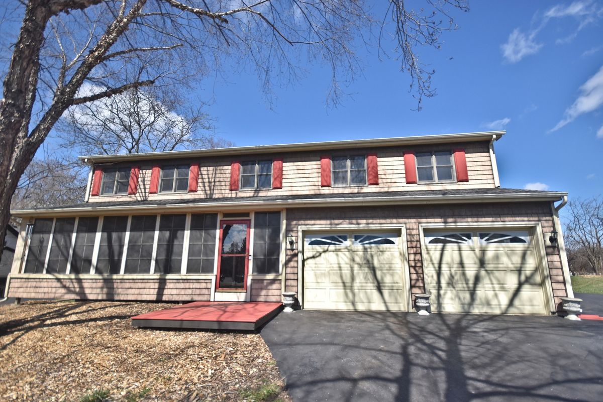 6N264 Weber Drive, St. Charles, IL 60174