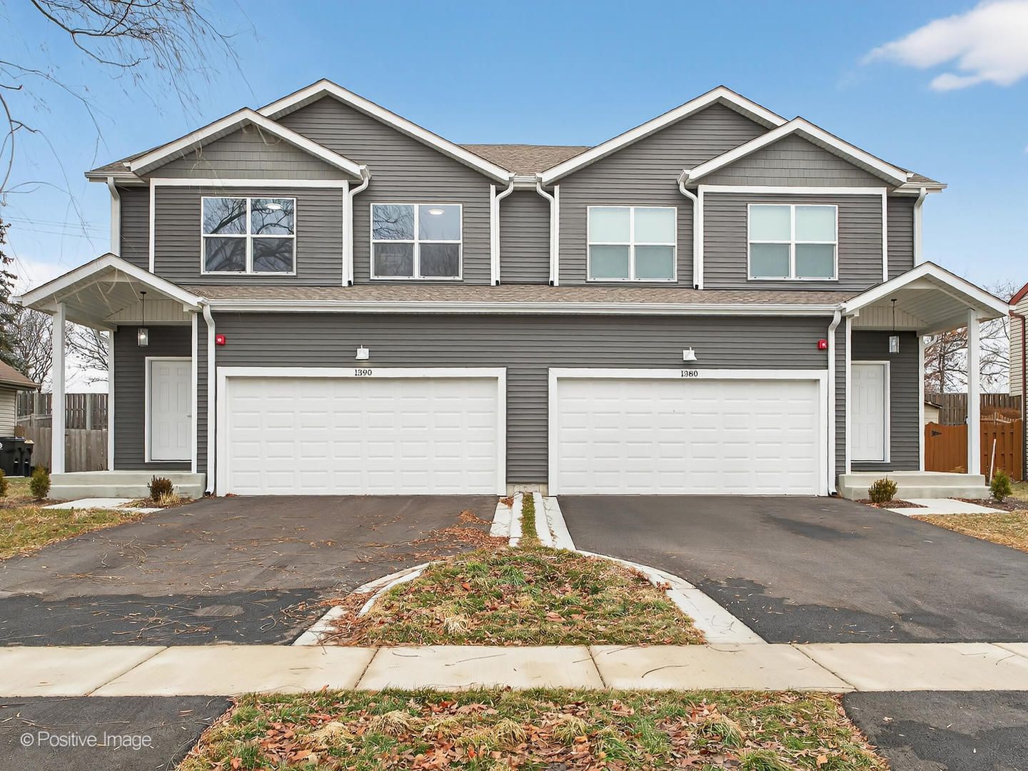1390 N Merrimac Lane — Hanover Park, IL 60133
